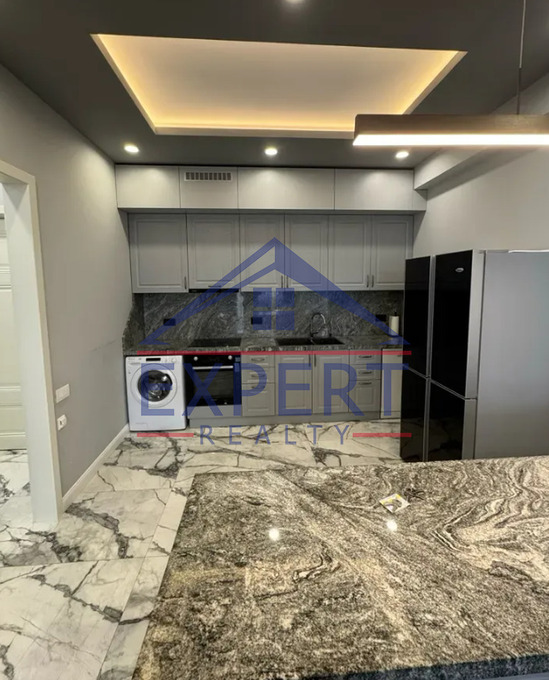 ԿԵՆՏՐՈՆ, ԲՈՒԶԱՆԴԻ ՓՈՂՈՑ, 3 ՍԵՆՅԱԿ