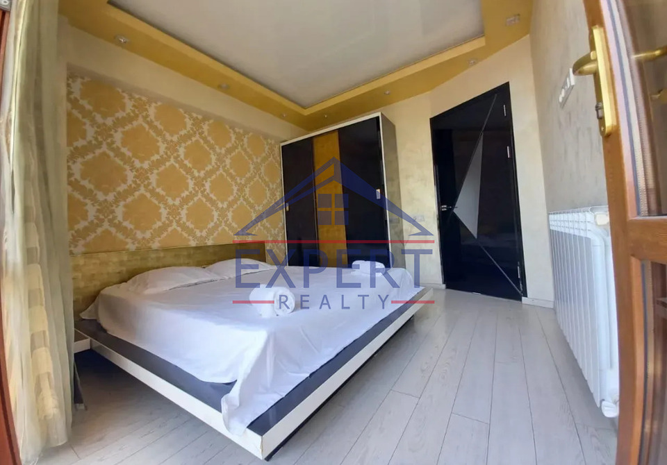 ԿԵՆՏՐՈՆ, ԼԵՄԿԻՆԻ ՓՈՂՈՑ, 2 ՍԵՆՅԱԿ