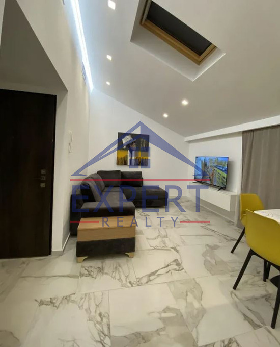 ԿԵՆՏՐՈՆ, ԶԱՐՈԲՅԱՆ ՓՈՂՈՑ, 2 ՍԵՆՅԱԿ