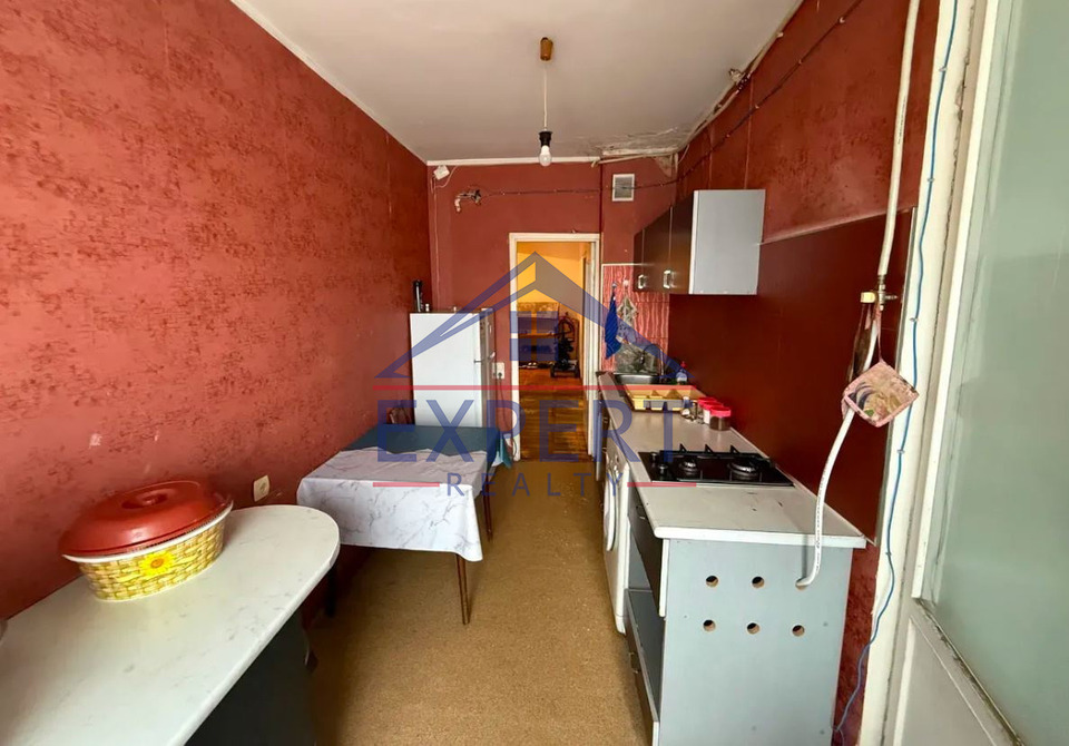 ԴԱՎԹԱՇԵՆ, 2 ԹԱՂԱՄԱՍ, 3 ՍԵՆՅԱԿ