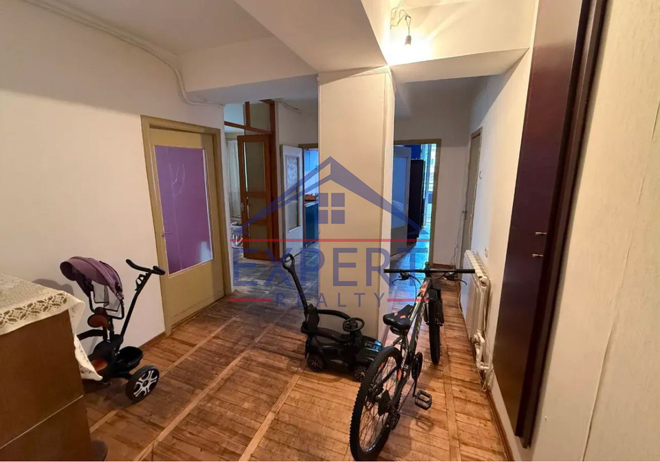 ԴԱՎԹԱՇԵՆ, 2 ԹԱՂԱՄԱՍ, 3 ՍԵՆՅԱԿ