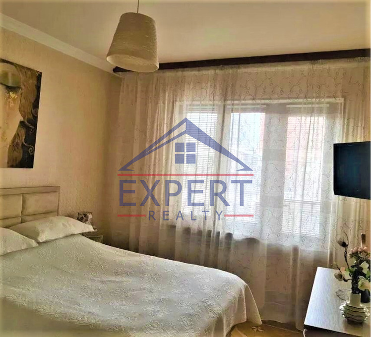 ԱՐԱԲԿԻՐ, ԿՈՄԻՏԱՍԻ ՊՈՂՈՏԱ, 3 ՍԵՆՅԱԿ