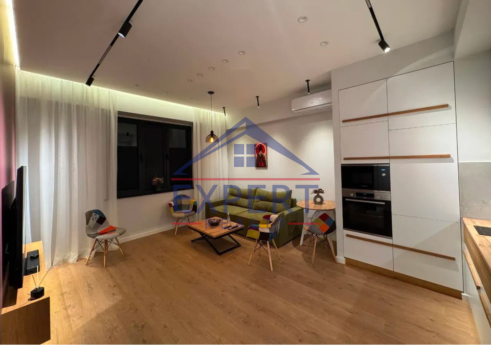 ԿԵՆՏՐՈՆ, ՎԵՐԻՆ ԱՆՏԱՌԱՅԻՆ ՓՈՂՈՑ, 3 ՍԵՆՅԱԿ