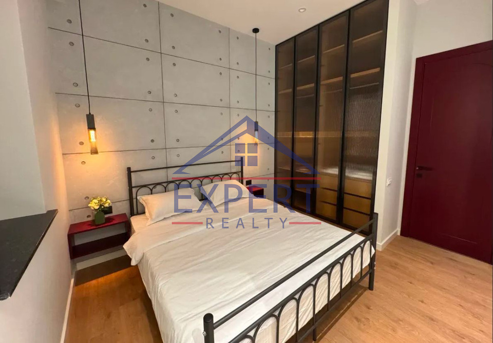 ԿԵՆՏՐՈՆ, ՎԵՐԻՆ ԱՆՏԱՌԱՅԻՆ ՓՈՂՈՑ, 3 ՍԵՆՅԱԿ