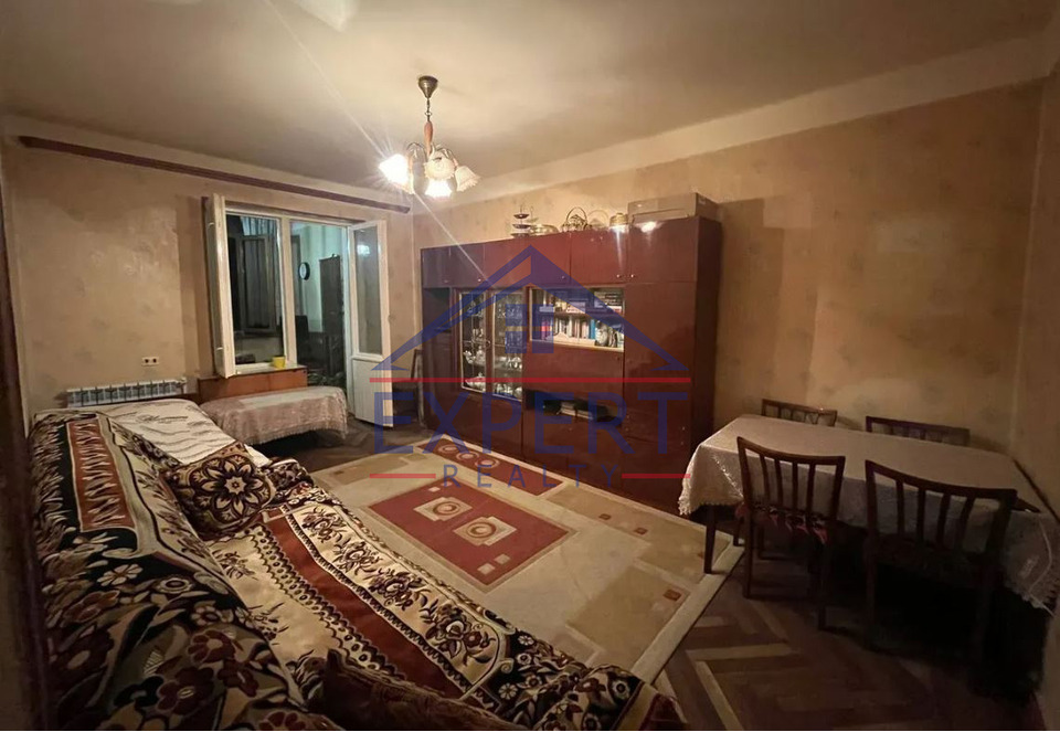 ԱՐԱԲԿԻՐ, ԿՈՄԻՏԱՍԻ ՊՈՂՈՏԱ, 2 ՍԵՆՅԱԿ