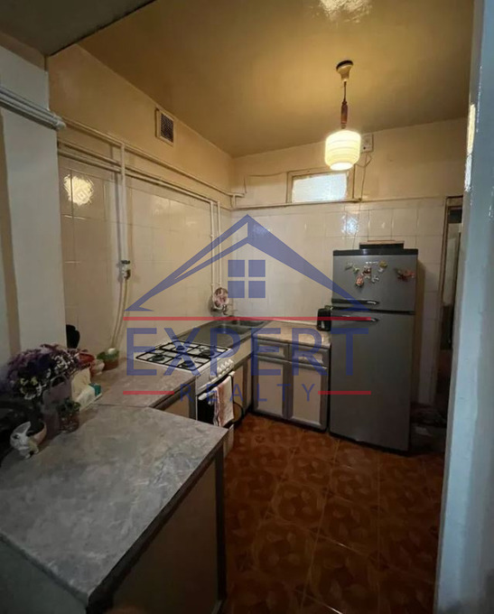 ԱՐԱԲԿԻՐ, ԿՈՄԻՏԱՍԻ ՊՈՂՈՏԱ, 2 ՍԵՆՅԱԿ