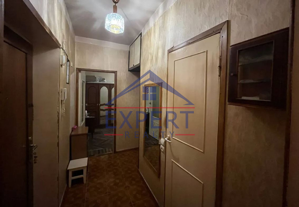 ԱՐԱԲԿԻՐ, ԿՈՄԻՏԱՍԻ ՊՈՂՈՏԱ, 2 ՍԵՆՅԱԿ