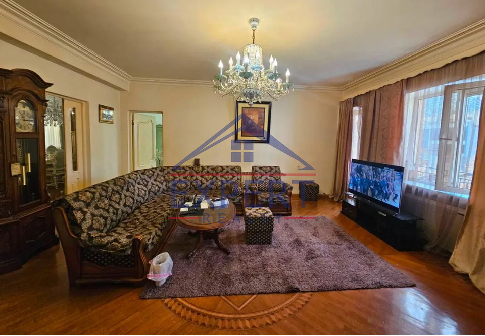 ԿԵՆՏՐՈՆ, ԱՐԱՄԻ ՓՈՂՈՑ    3 ՍԵՆՅԱԿ