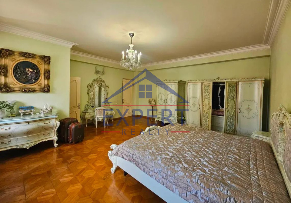 ԿԵՆՏՐՈՆ, ԱՐԱՄԻ ՓՈՂՈՑ    3 ՍԵՆՅԱԿ