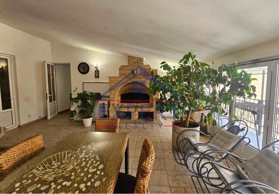 ԿԵՆՏՐՈՆ, ԱՐԱՄԻ ՓՈՂՈՑ    3 ՍԵՆՅԱԿ