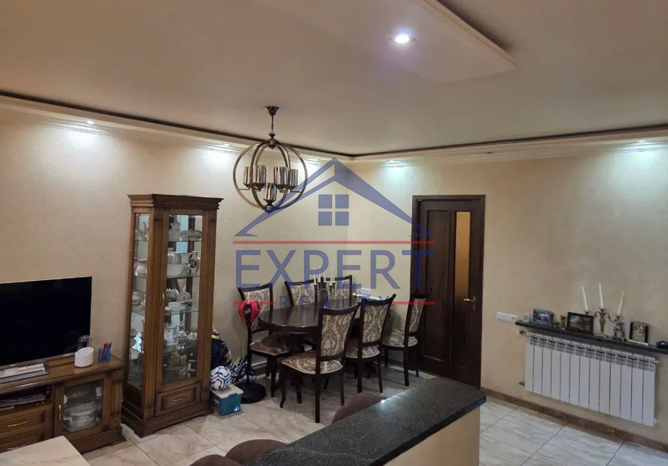 ԿԵՆՏՐՈՆ, ՏԻԳՐԱՆ ՄԵԾ ՊՈՂՈՏԱ, 3 ՍԵՆՅԱԿ