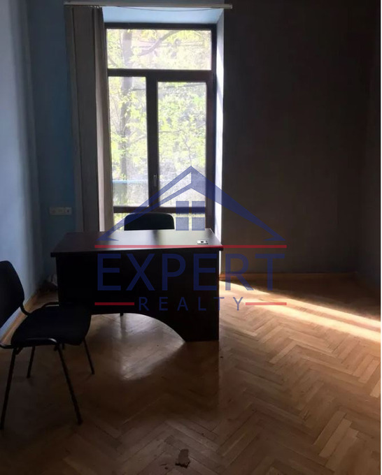 ԿԵՆՏՐՈՆ, ՄԱՇՏՈՑԻ ՊՈՂՈՏԱ, 80քմ