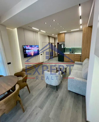 ԿԵՆՏՐՈՆ, ԱՐՇԱԿՈՒՆՅԱՑ ՊՈՂՈՏԱ, 2 ՍԵՆՅԱԿ