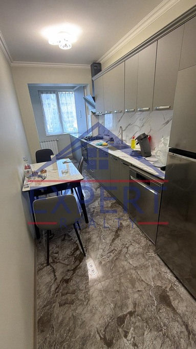 ԴԱՎԹԱՇԵՆ, ՏԻԳՐԱՆ ՊԵՏՐՈՍՅԱՆ ՓՈՂՈՑ, 3 ՍԵՆՅԱԿ