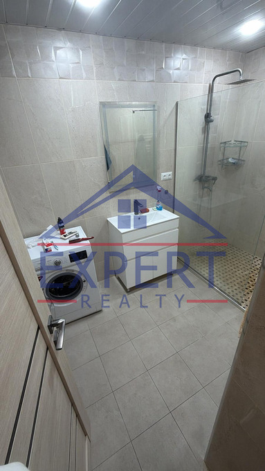 ԴԱՎԹԱՇԵՆ, ՏԻԳՐԱՆ ՊԵՏՐՈՍՅԱՆ ՓՈՂՈՑ, 3 ՍԵՆՅԱԿ