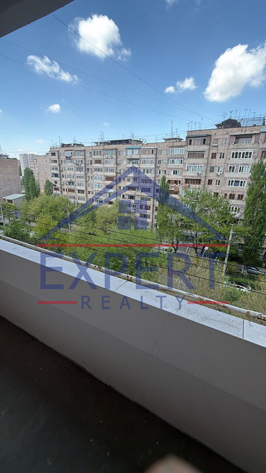 ԴԱՎԹԱՇԵՆ, ՏԻԳՐԱՆ ՊԵՏՐՈՍՅԱՆ ՓՈՂՈՑ, 3 ՍԵՆՅԱԿ