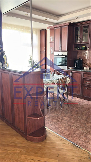 ԴԱՎԹԱՇԵՆ, 4-ՐԴ ԹԱՂԱՄԱՍ, 3 ՍԵՆՅԱԿ