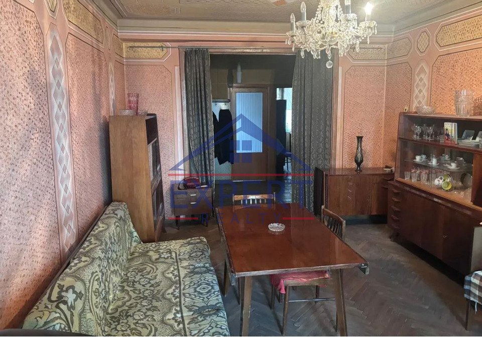 ԱՐԱԲԿԻՐ, ԱՂԲՅՈՒՐ ՍԵՐՈԲԻ ՓՈՂՈՑ, 3 ՍԵՆՅԱԿ