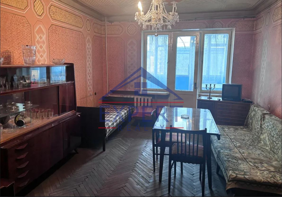 ԱՐԱԲԿԻՐ, ԱՂԲՅՈՒՐ ՍԵՐՈԲԻ ՓՈՂՈՑ, 3 ՍԵՆՅԱԿ