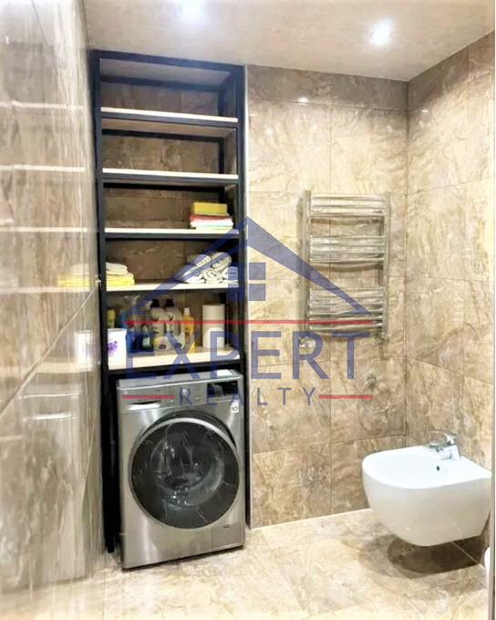 ԿԵՆՏՐՈՆ, ԹՈՒՄԱՆՅԱՆ ՓՈՂՈՑ, 3 ՍԵՆՅԱԿ