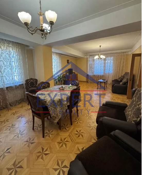 ՇԵՆԳԱՎԻԹ ԲԱԳՐԱՏՈՒՆՅԱՆՑ  ՓՈՂՈՑ  3 ՍԵՆՅԱԿ