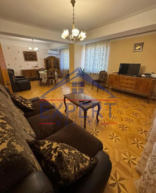 ՇԵՆԳԱՎԻԹ ԲԱԳՐԱՏՈՒՆՅԱՆՑ  ՓՈՂՈՑ  3 ՍԵՆՅԱԿ