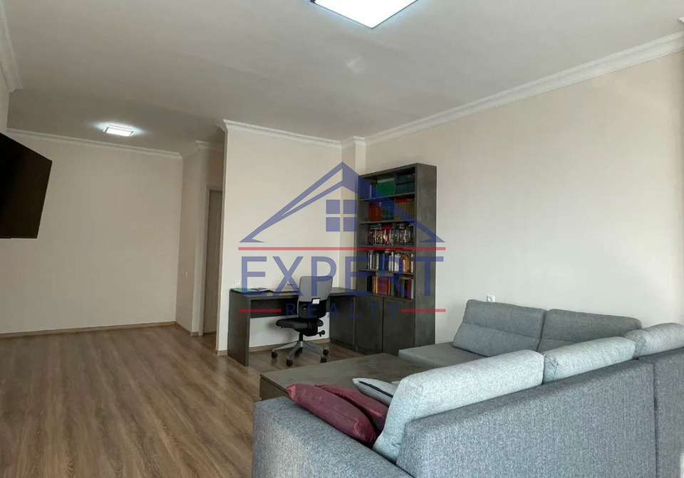 ՔԱՆԱՔԵՌ ԶԵՅԹՈՒՆ, ՊԱՐՈՒՅՐ ՍԵՎԱԿԻ ՓՈՂՈՑ, 2ՍԵՆՅԱԿ