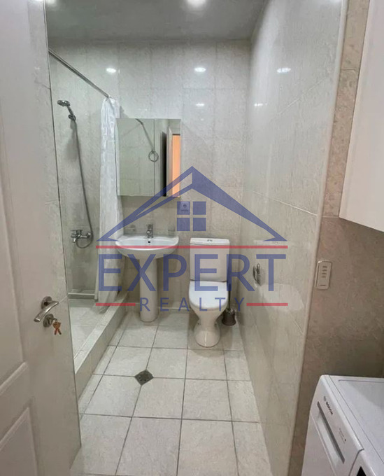 ՔԱՆԱՔԵՌ ԶԵՅԹՈՒՆ, ՊԱՐՈՒՅՐ ՍԵՎԱԿԻ ՓՈՂՈՑ, 2ՍԵՆՅԱԿ