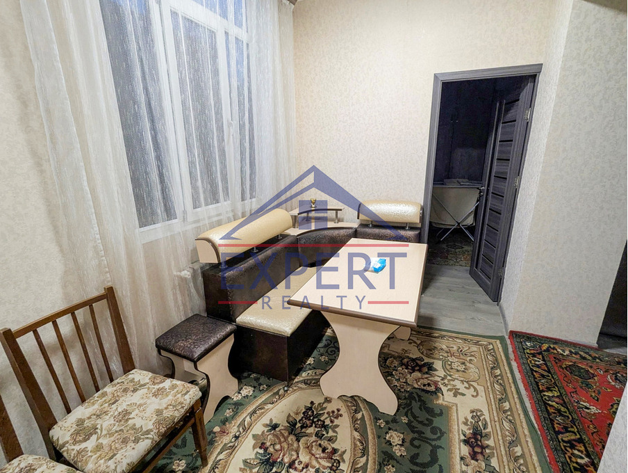 ԱՐԱԲԿԻՐ, ԳՅՈՒԼԲԵՆԿՅԱՆ ՓՈՂՈՑ, 3 ՍԵՆՅԱԿ