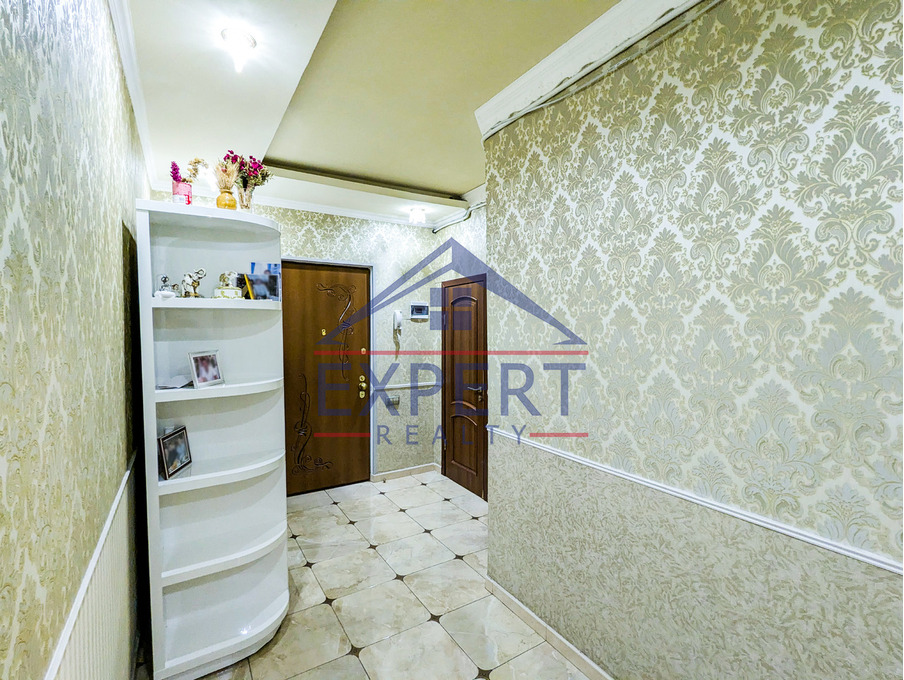 ԿԵՆՏՐՈՆ, ԱՐԳԻՇՏԻ ՓՈՂՈՑ, 3 ՍԵՆՅԱԿ