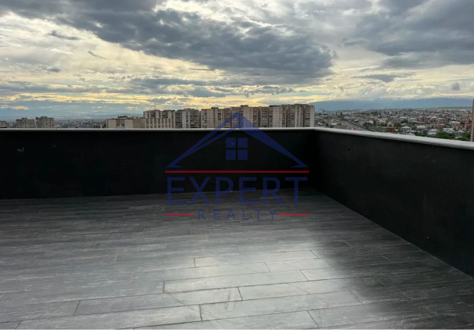 ԱՋԱՓՆՅԱԿ, ՀԱԼԱԲՅԱՆ ՓՈՂՈՑ, 3 ՍԵՆՅԱԿ