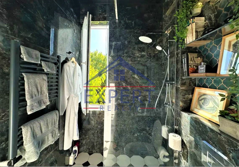 ԿԵՆՏՐՈՆ, ԻՍԱՀԱԿՅԱՆ ՓՈՂՈՑ    5 ՍԵՆՅԱԿ