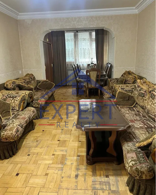 ԿԵՆՏՐՈՆ, ՖՐԻԿԻ ՓՈՂՈՑ, 3 ՍԵՆՅԱԿ