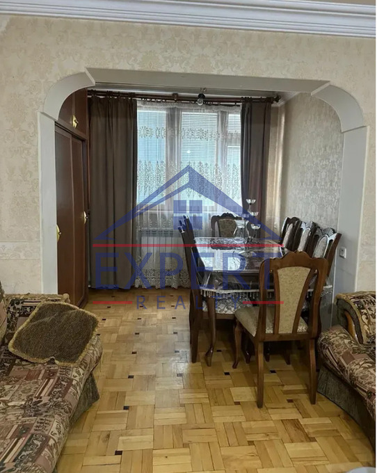 ԿԵՆՏՐՈՆ, ՖՐԻԿԻ ՓՈՂՈՑ, 3 ՍԵՆՅԱԿ