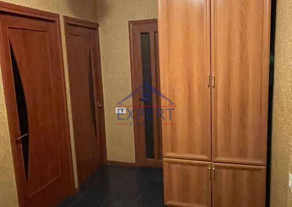 ԴԱՎԹԱՇԵՆ, ԴԱՎԹԱՇԵՆ 2-ՐԴ ԹԱՂԱՄԱՍ, 3 ՍԵՆՅԱԿ