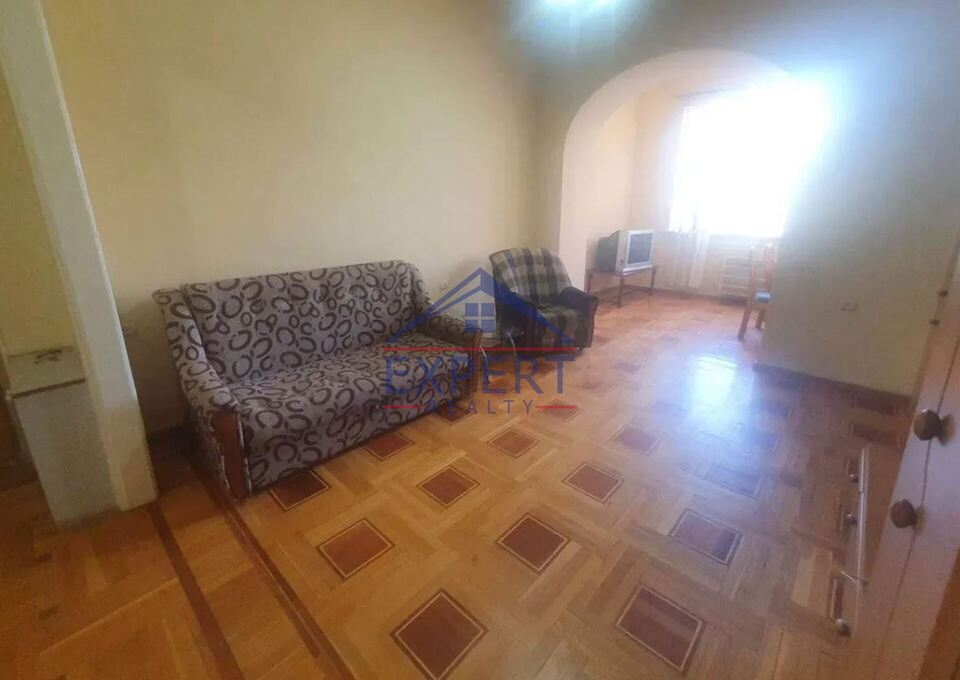 ԱՐԱԲԿԻՐ, ԿԻԵՎՅԱՆ ՓՈՂՈՑ, 2 ՍԵՆՅԱԿ