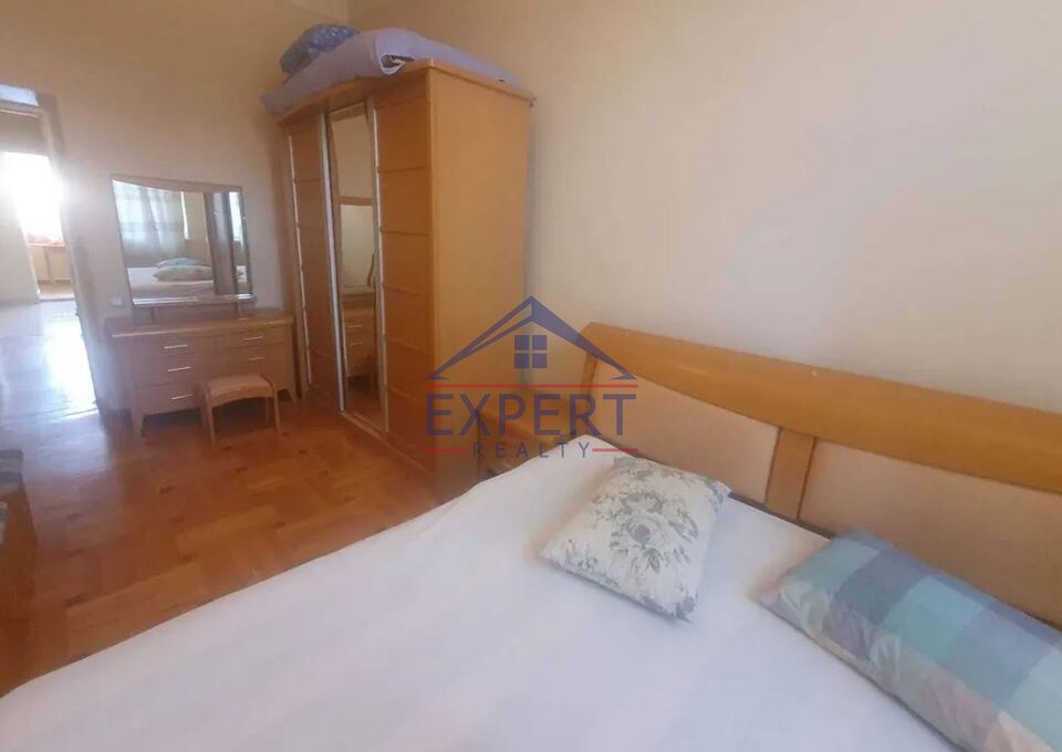 ԱՐԱԲԿԻՐ, ԿԻԵՎՅԱՆ ՓՈՂՈՑ, 2 ՍԵՆՅԱԿ