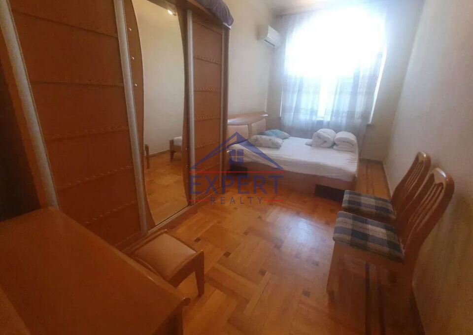 ԱՐԱԲԿԻՐ, ԿԻԵՎՅԱՆ ՓՈՂՈՑ, 2 ՍԵՆՅԱԿ