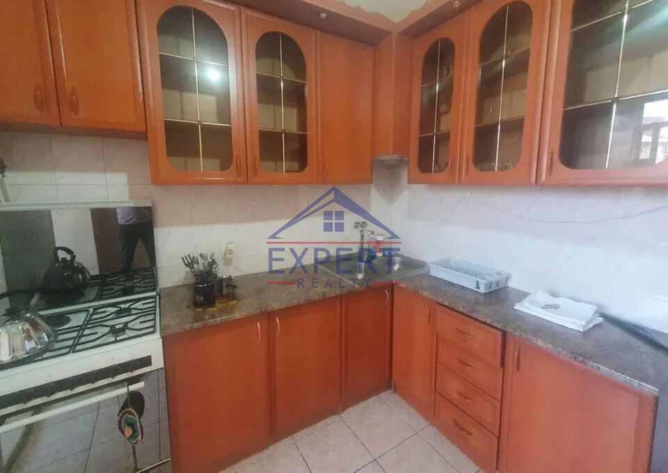 ԱՐԱԲԿԻՐ, ԿԻԵՎՅԱՆ ՓՈՂՈՑ, 2 ՍԵՆՅԱԿ