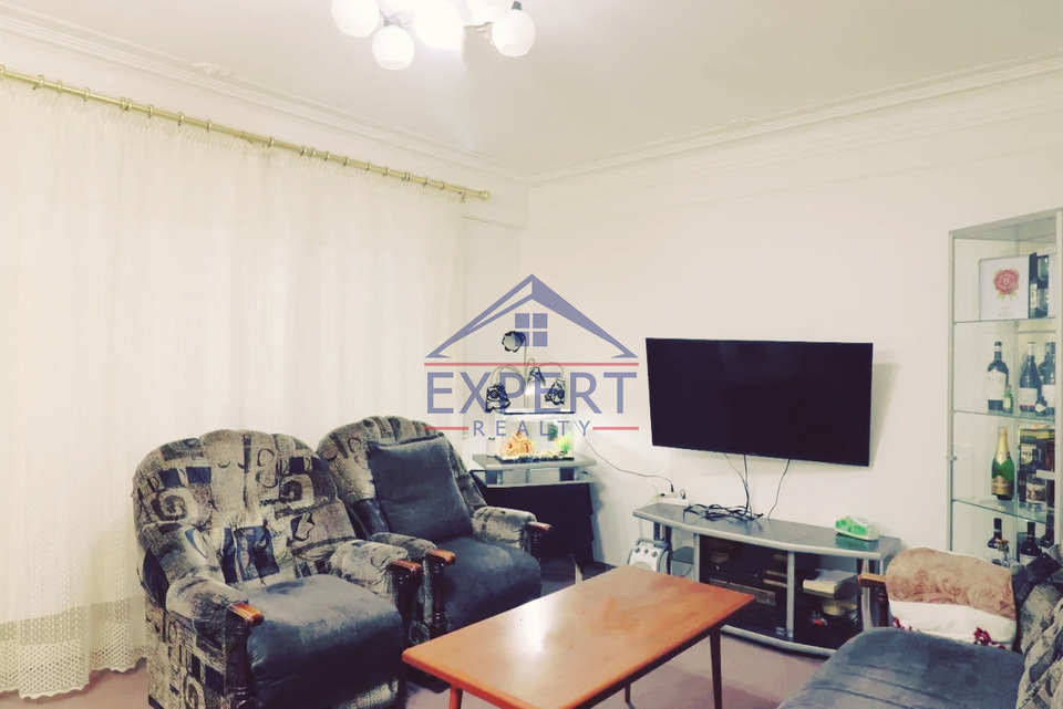 ԱՐԱԲԿԻՐ, ԴԱՎԻԹ ՀՈՎՀԱՆՆԵՍԻ ՓՈՂՈՑ, 4 ՍԵՆՅԱԿ