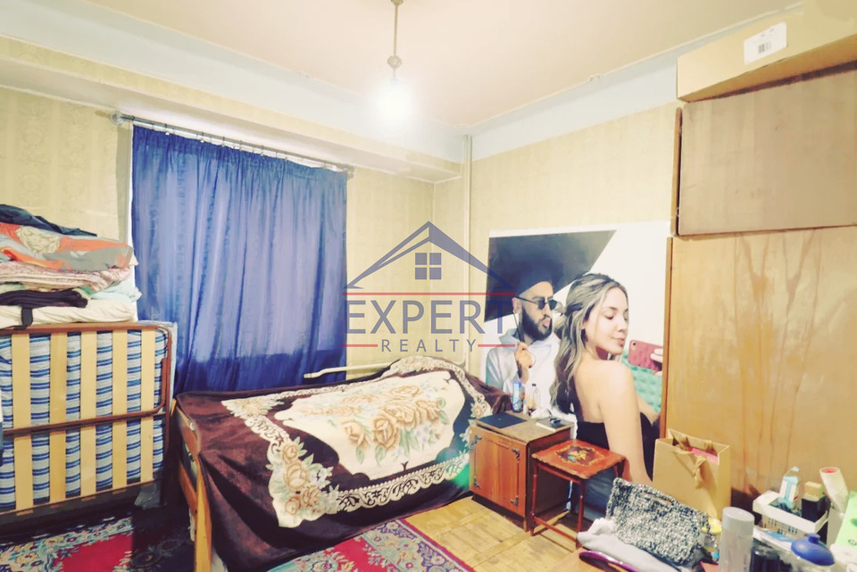 ԱՐԱԲԿԻՐ, ԴԱՎԻԹ ՀՈՎՀԱՆՆԵՍԻ ՓՈՂՈՑ, 4 ՍԵՆՅԱԿ