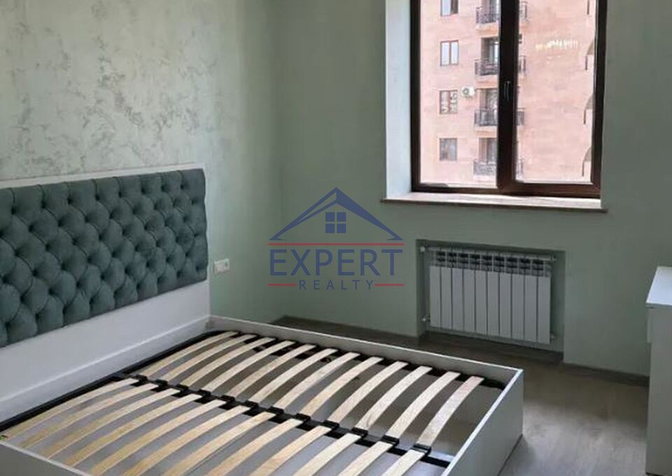 ԴԱՎԹԱՇԵՆ, ՄԻԿՈՅԱՆ ՓՈՂՈՑ, 3 ՍԵՆՅԱԿ