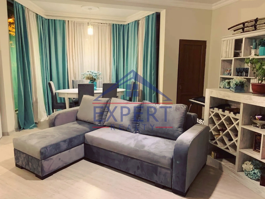 ԿԵՆՏՐՈՆ, ՏԻԳՐԱՆ ՄԵԾ ՊՈՂՈՏԱ, 4 ՍԵՆՅԱԿ