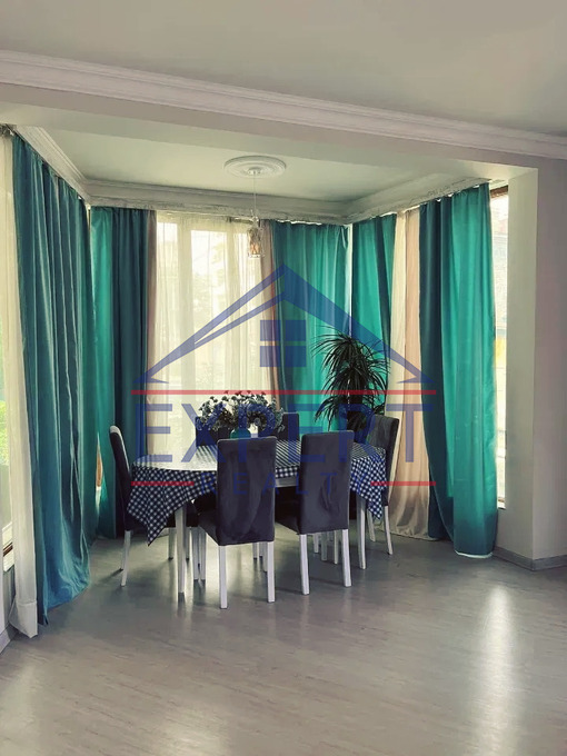 ԿԵՆՏՐՈՆ, ՏԻԳՐԱՆ ՄԵԾ ՊՈՂՈՏԱ, 4 ՍԵՆՅԱԿ