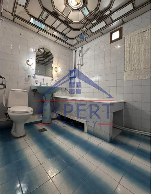 ՔԱՆԱՔԵՌ ԶԵՅԹՈՒՆ, ԴԱՎԻԹ ԱՆՀԱՂԹԻ ՓՈՂՈՑ, 3 ՍԵՆՅԱԿ