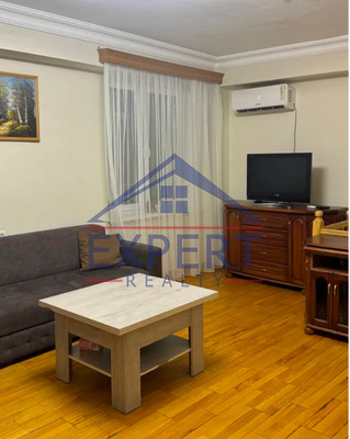 ԿԵՆՏՐՈՆ, ՍԻՄՈՆ ՎՐԱՑՅԱՆ ՓՈՂՈՑ, 3 ՍԵՆՅԱԿ