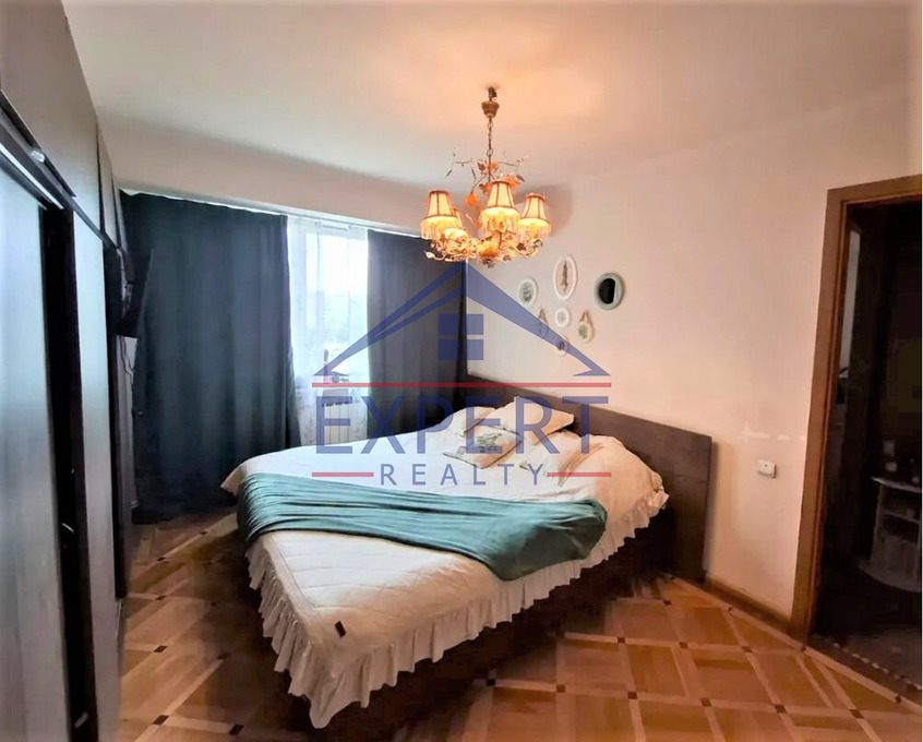 ԴԱՎԹԱՇԵՆ, 1 ԹԱՂԱՄԱՍ, 3 ՍԵՆՅԱԿ