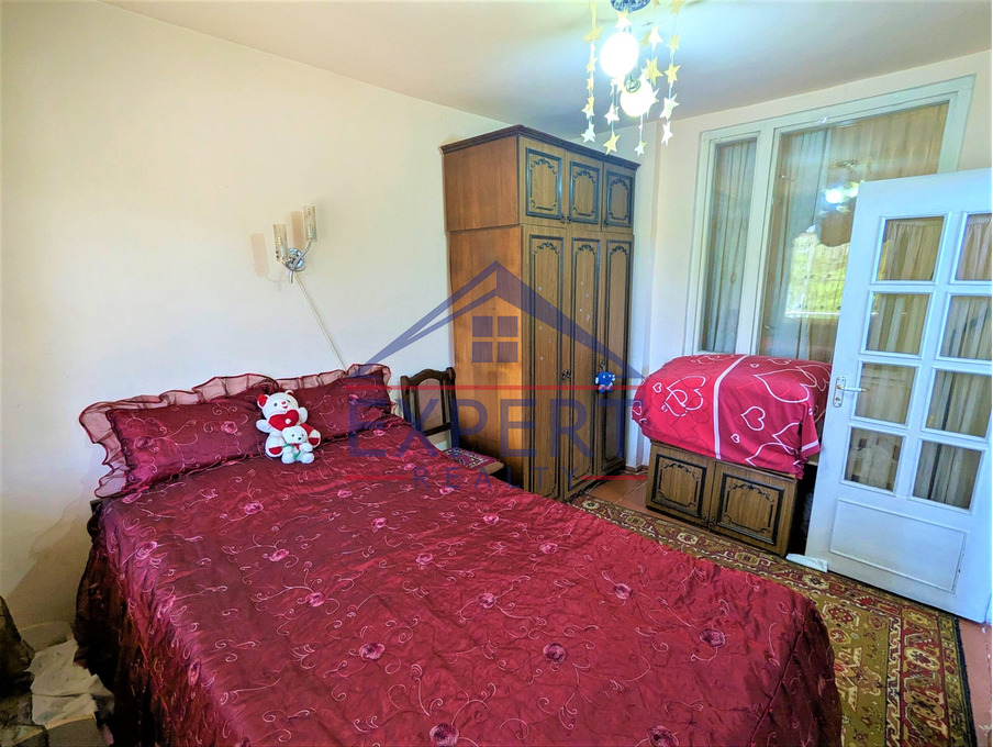 ԱՎԱՆ, ԱՃԱՌՅԱՆ ՓՈՂՈՑ, 3 ՍԵՆՅԱԿ