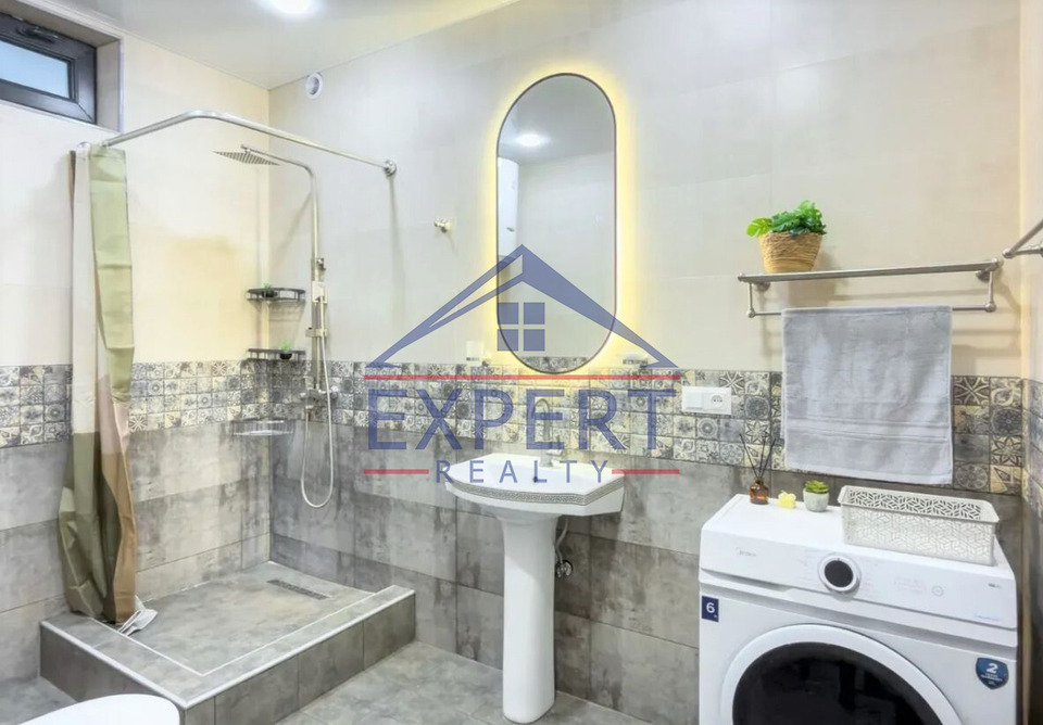 ԿԵՆՏՐՈՆ, ՎԵՐԻՆ ԱՆՏԱՌԱՅԻՆ ՓՈՂՈՑ, 2 ՍԵՆՅԱԿ
