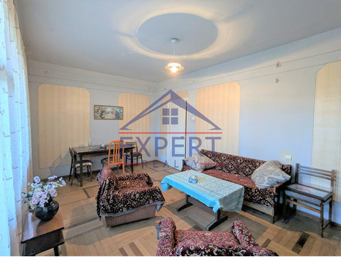 ԴԱՎԹԱՇԵՆ, 4-ՐԴ ԹԱՂԱՄԱՍ 3 ՍԵՆՅԱԿ